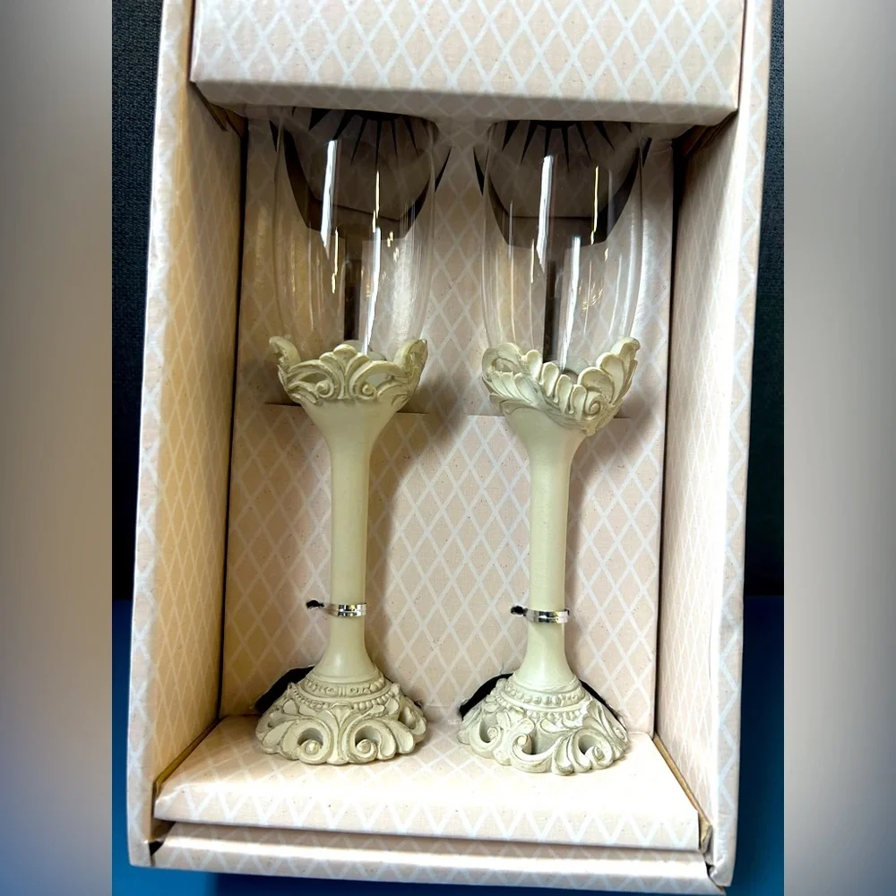 Vintage Toasting Flutes wedding wine champagne glasses 🥂 shabby chic glam pretty